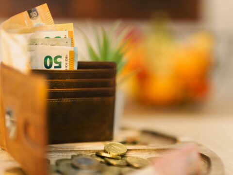 How to Save Money Even During Financial Crisis