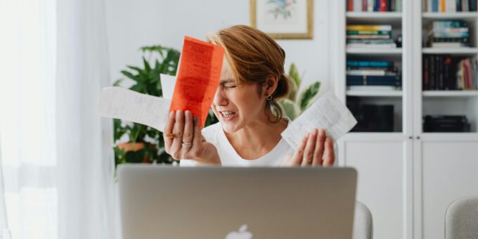 How to Avoid Payday Loans and Reduce Debt Safely