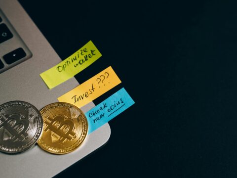 Invest for Retirement and Minimize Risk