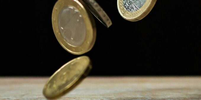 Understand Credit Scores and Credit Reports Easily