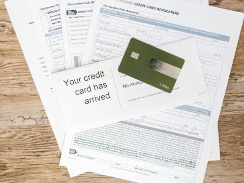 How to Maintain a High Credit Score
